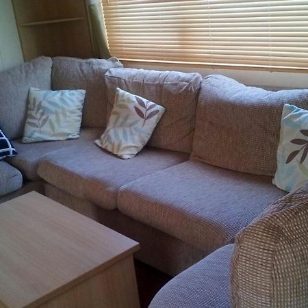3 Bedroom 2 Bathroom Prestige Caravan Presthaven Sands Talacre Экстерьер фото