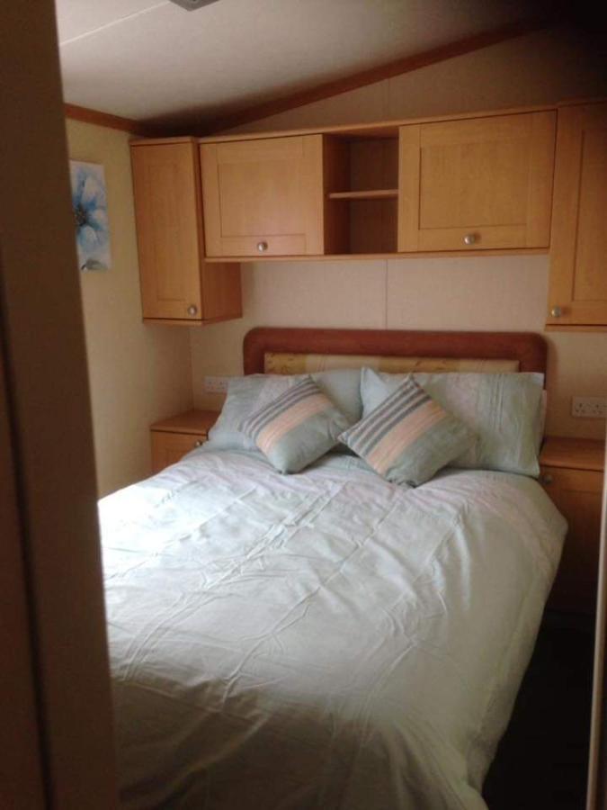 3 Bedroom 2 Bathroom Prestige Caravan Presthaven Sands Talacre Экстерьер фото